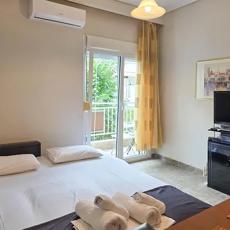 Emily's Paradise By Sdr