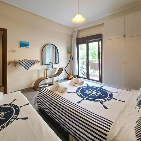 Emily's Paradise By Sdr *